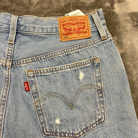 Levi's 501 Jean Shorts Womens Sz.29 Blue Daisy Duke Button Fly Distressed Denim - Picture 5 of 9